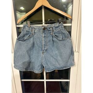 One step up button up jean shorts high waist short 1990s sz 6 (fits like a 2/4?)